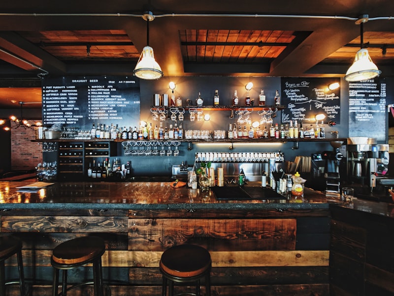 Tropical Sunset Bar